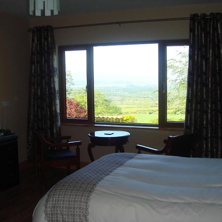 Benbulben Farmhouse B&B Drumcliff 객실 사진