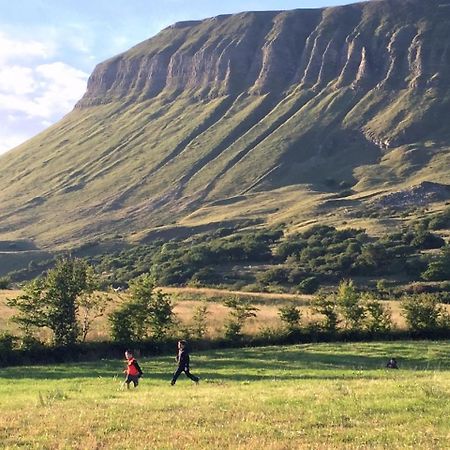 Benbulben Farmhouse B&B Drumcliff 외부 사진