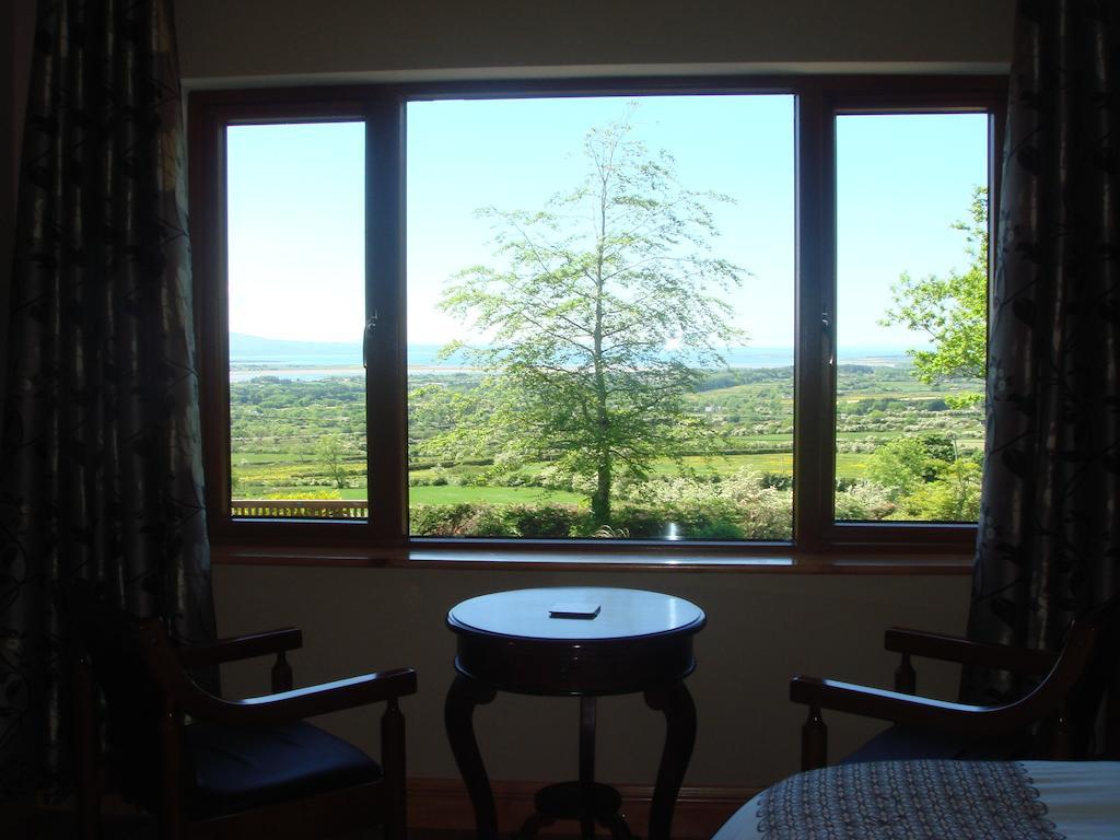 Benbulben Farmhouse B&B Drumcliff 객실 사진